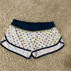 N/A🍃Lululemon shorts, size 6